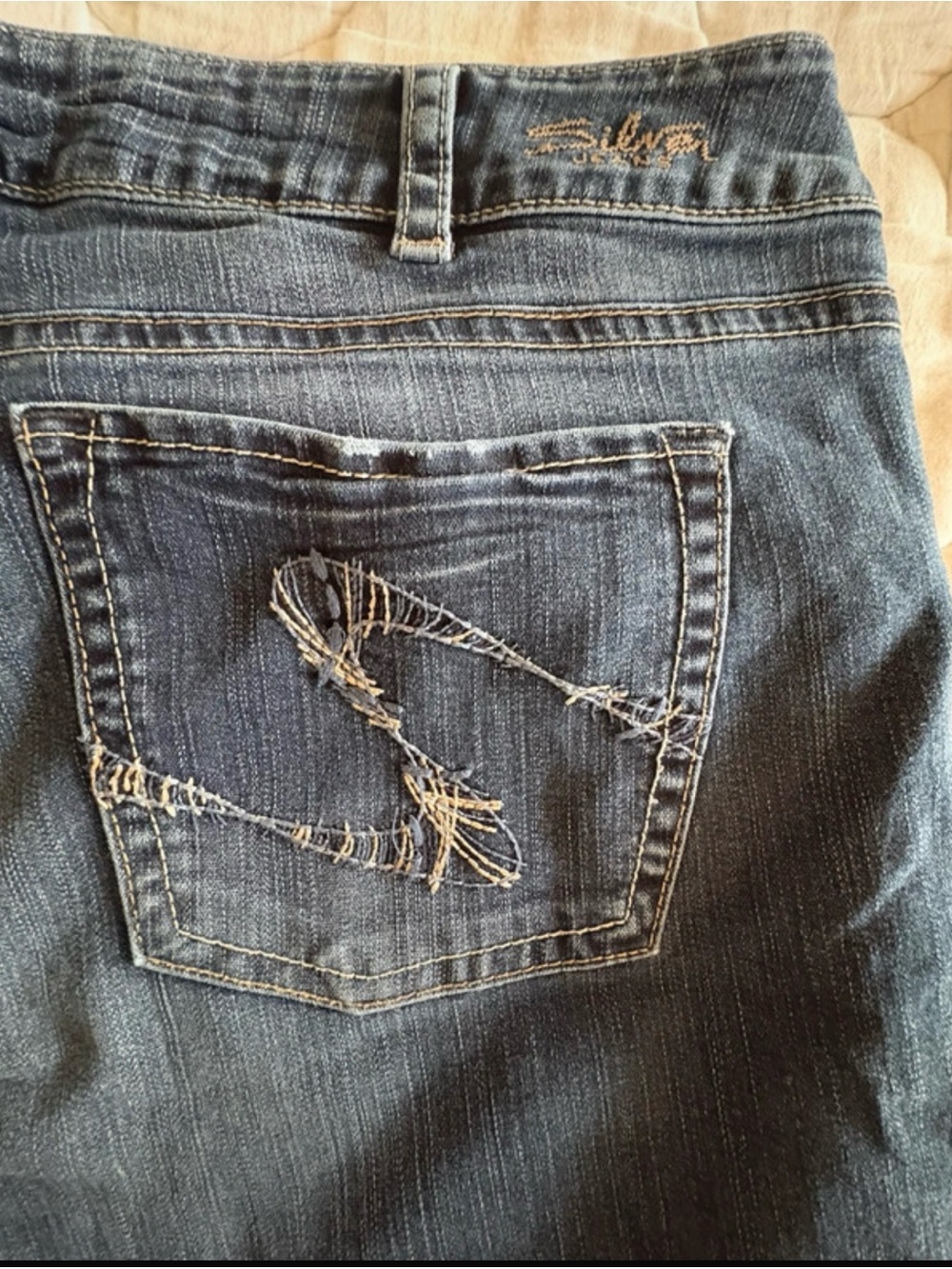 Silver Jeans Women's Plus Flared Jeans in Dark Blue Wash